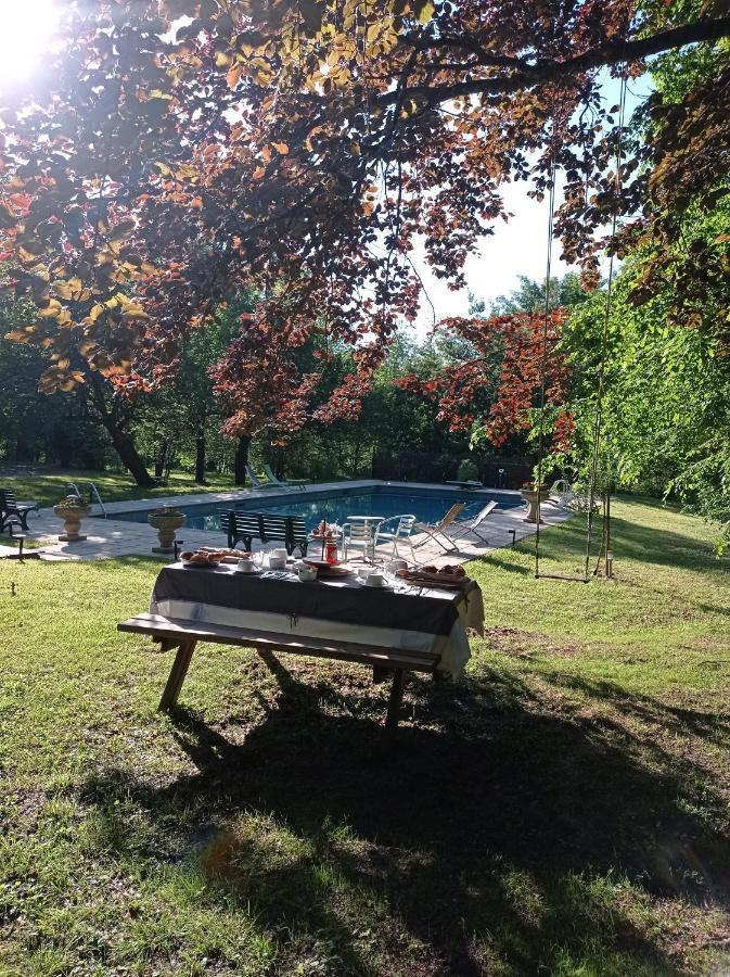 Domaine La Tuilerie Panzió Guîtres Kültér fotó